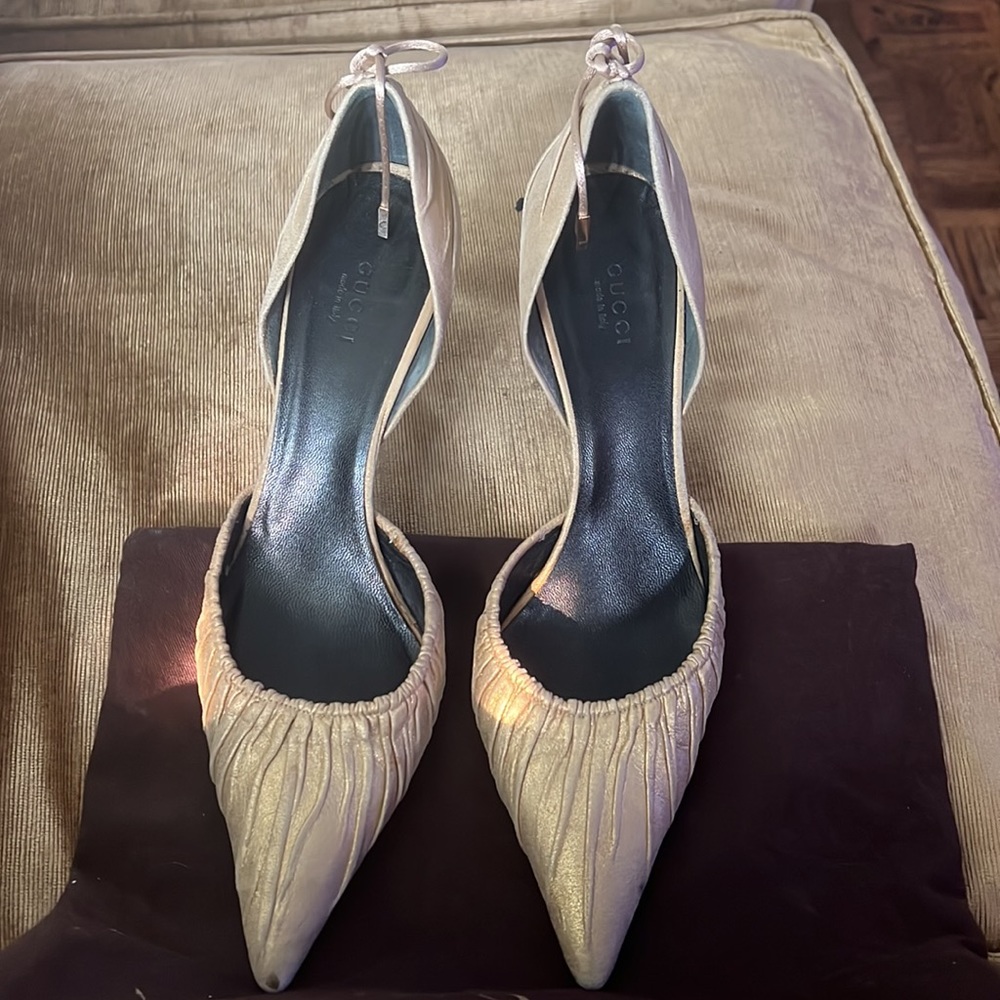Gucci Pump. - Picture 4 of 5